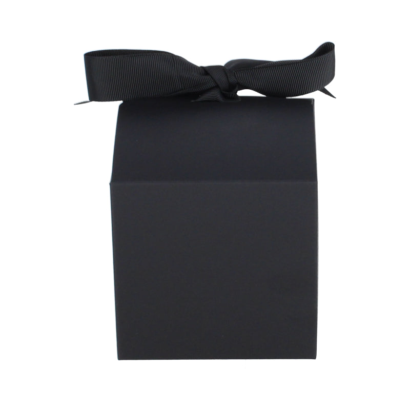Luxe geschenkdoos met strik - Kubus - Zwart kraft - Grace FSC®